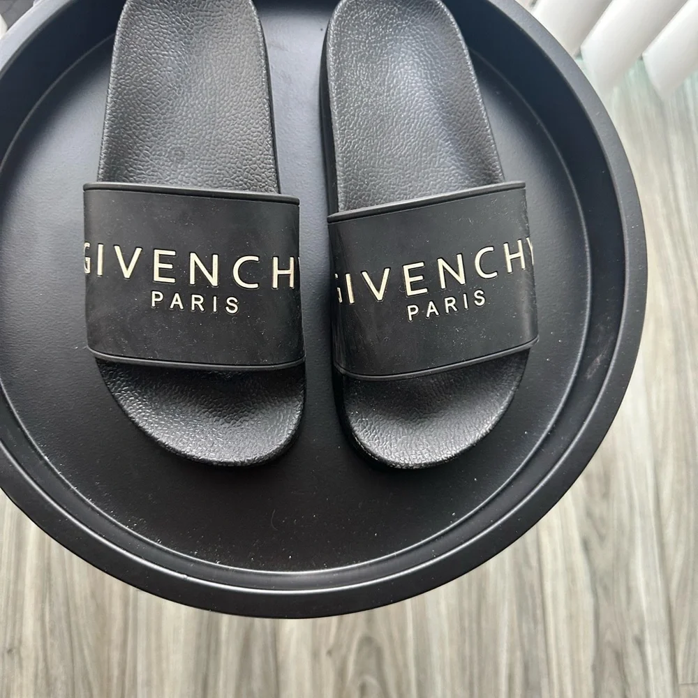 Givenchy Black Slide Sandals for women - Picture 2 of 4